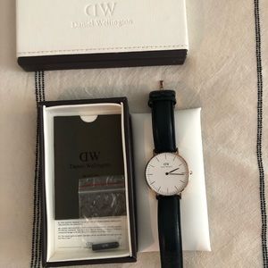 Daniel Wellington rose gold watch